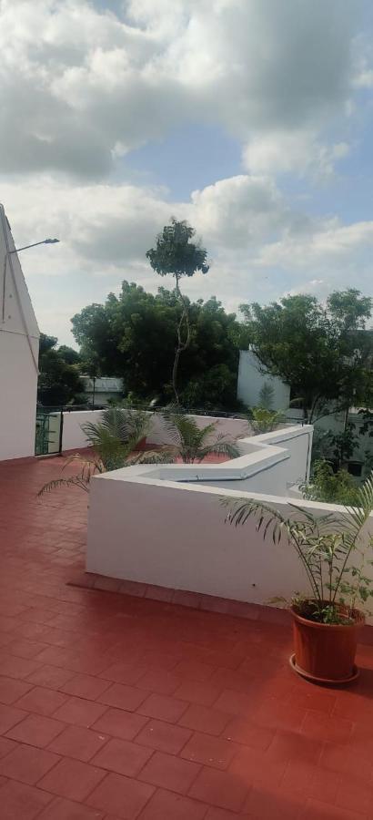 Coral Shelters Kochadai Apartment Madurai Exterior photo